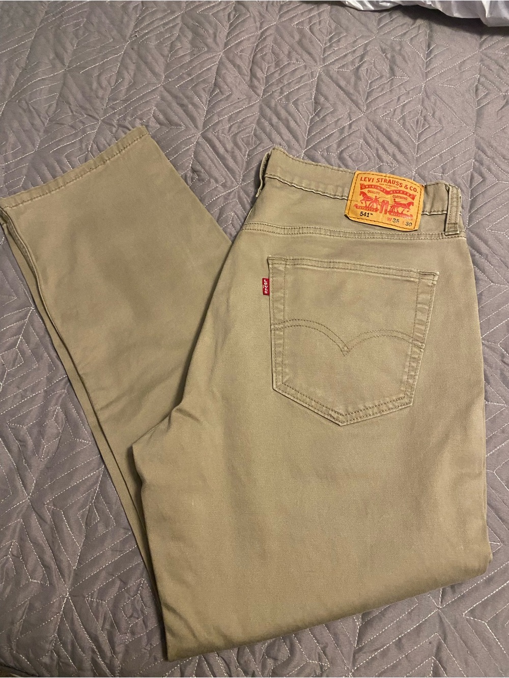 Levi's Men's 541 Straight Jeans in Khaki